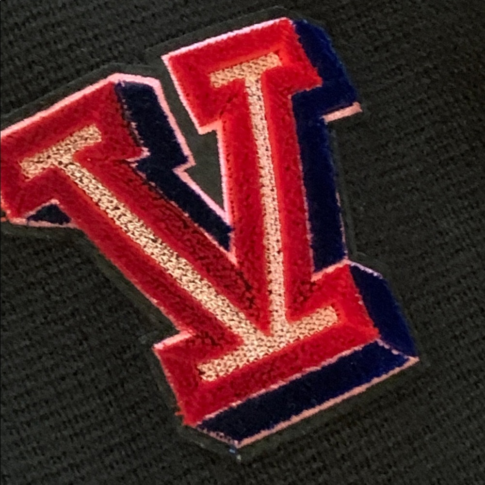 Custom Louis Vuitton sweater - Picture 5 of 5